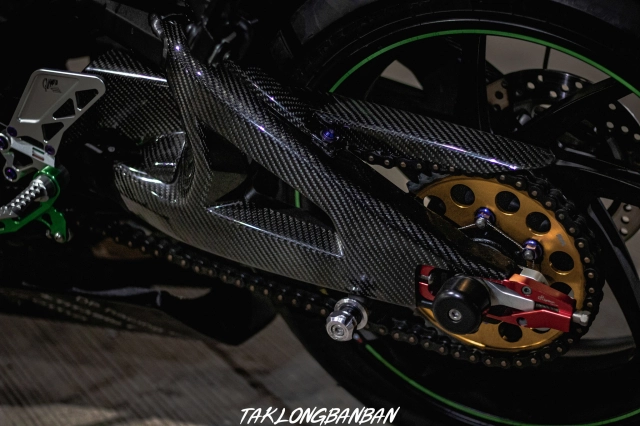 Kawasaki zx-10r độ cực chất trong diện mạo tối tăm - 10
