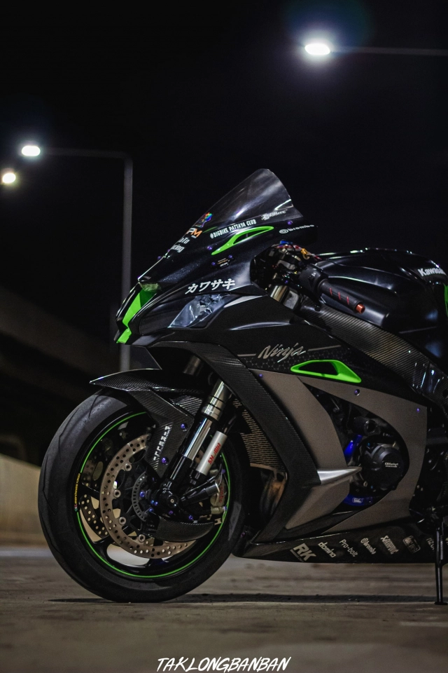 Kawasaki zx-10r độ cực chất trong diện mạo tối tăm - 11