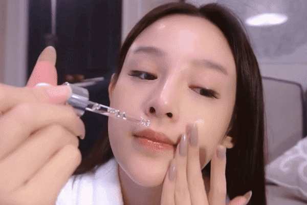 Không đeo vàng hotgirl lấy chồng đại gia xài vàng làm đẹp theo cách vương giả nhất hành tinh - 11