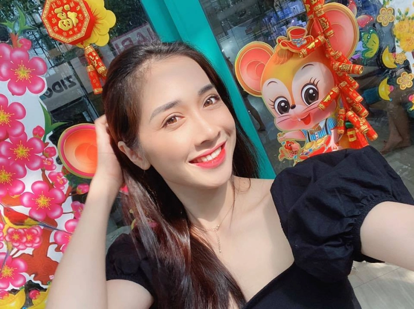 Không trụ thêm ở showbiz em gái nhã phương lấy chồng sinh quý tử sống trong biệt thự 7 tỷ - 16