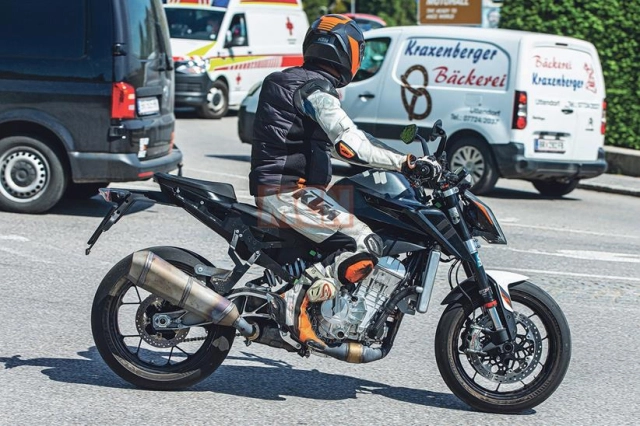 Ktm 990 duke hoàn toàn mới lộ diện trên đường thử nghiệm - 5