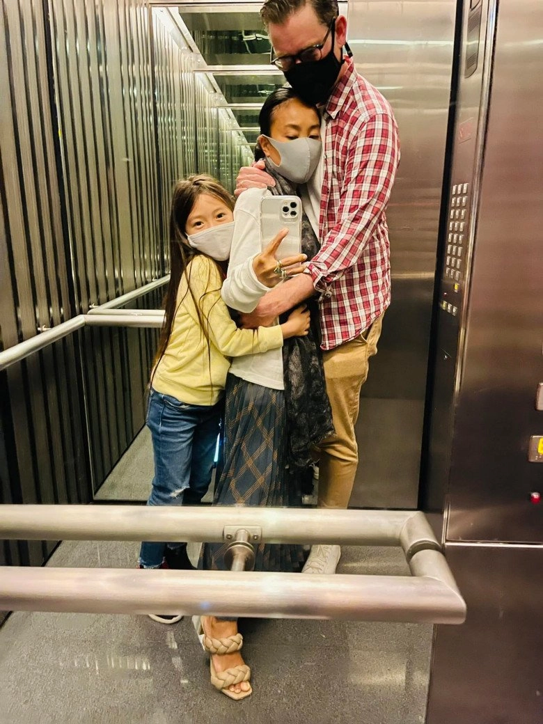 Lan phương đoan trang nấm lùn lấy chồng tây 2m chiều cao con gái nhìn xuýt xoa - 8
