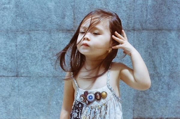 Lan phương đoan trang nấm lùn lấy chồng tây 2m chiều cao con gái nhìn xuýt xoa - 10