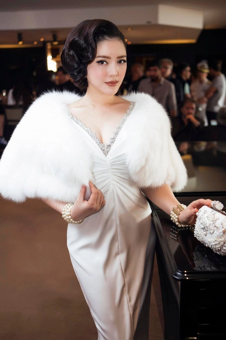 Lý nhã kỳ trở lại lhp cannes 2022 dân tình chuẩn bị được dịp ngắm loạt váy áo tiền tỷ - 1