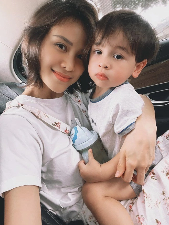 Ở trung tâm sài gòn con lai tây của mc phương mai sốt đùng đùng phải vào viện - 2