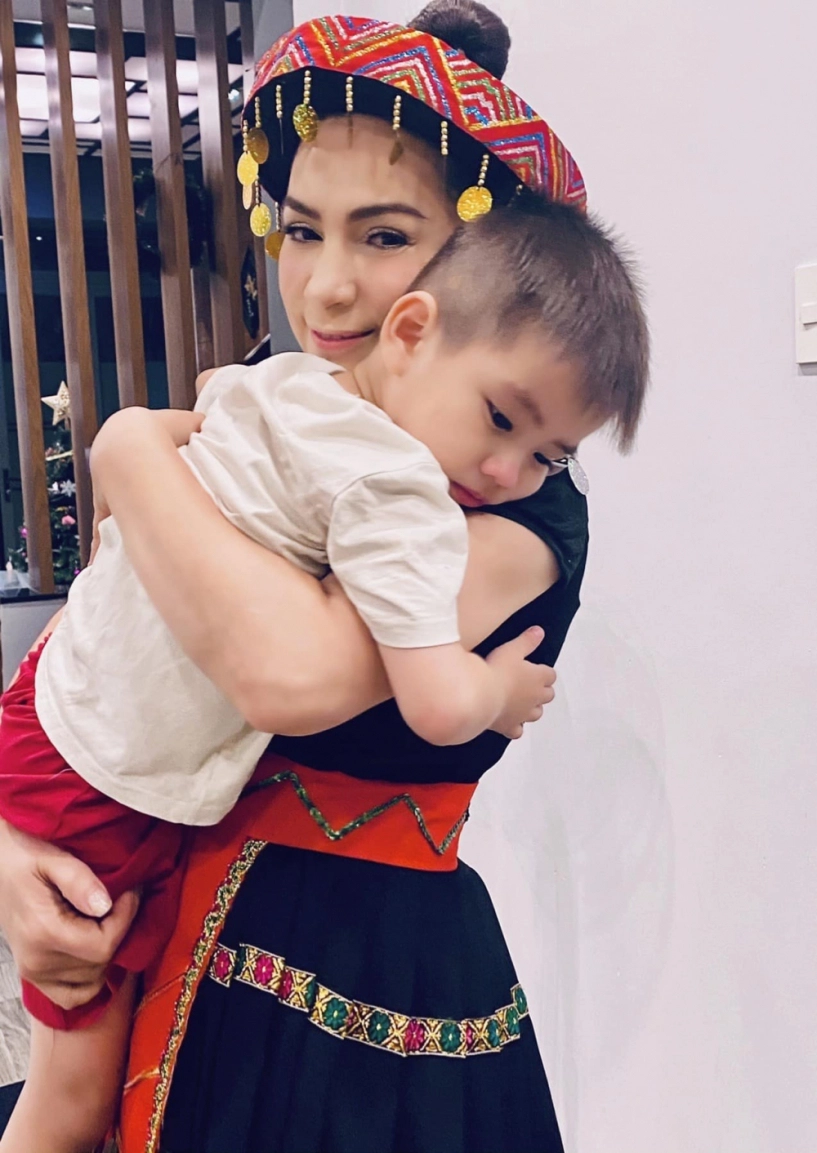 Trước lúc mất phi nhung mua nhà xe cho con ruột bên mỹ lo chu toàn cho 23 con nuôi - 8