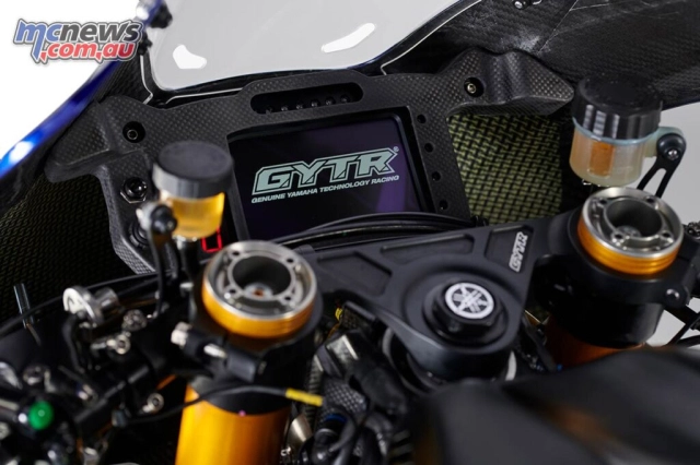 Yamaha r1 gytr vr46 tribute trình làng - tạm biệt valetino rossi - 6