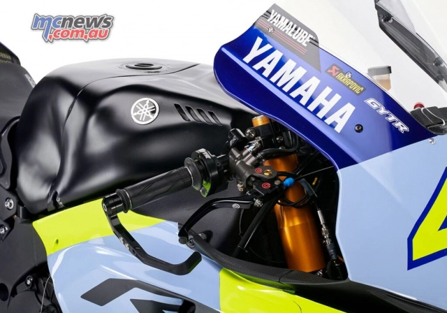 Yamaha r1 gytr vr46 tribute trình làng - tạm biệt valetino rossi - 9