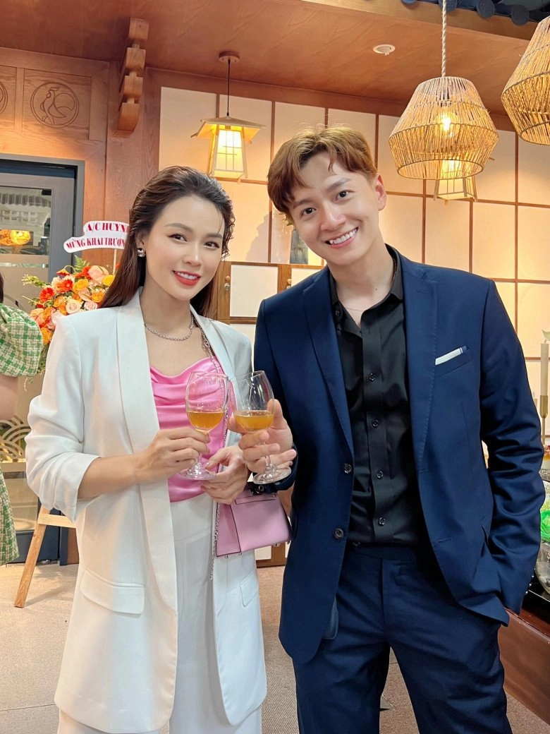 30 tuổi đã sở hữu tài sản hơn 50 tỷ hotgirl đi làm chỉ mặc 2 màu nhưng ai cũng muốn học theo - 3