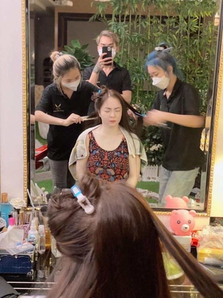 Bà phương hằng trang điểm đậm phản tác dụng càng nhẹ nhàng lại càng trẻ trung - 3