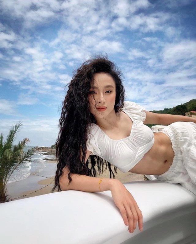 Chuyển sang ăn chay trường angela phương trinh vẫn giữ đẹp chiếc bụng múi vạn người mê - 3