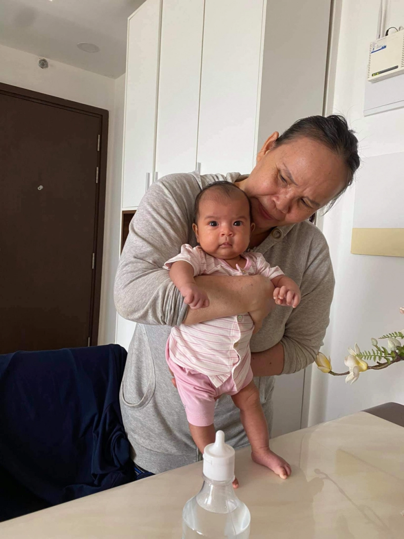 Con gái mặt nghiêm như đi thu nợ võ hạ trâm hài hước con sắp kiếm tiền nuôi ba mẹ - 2
