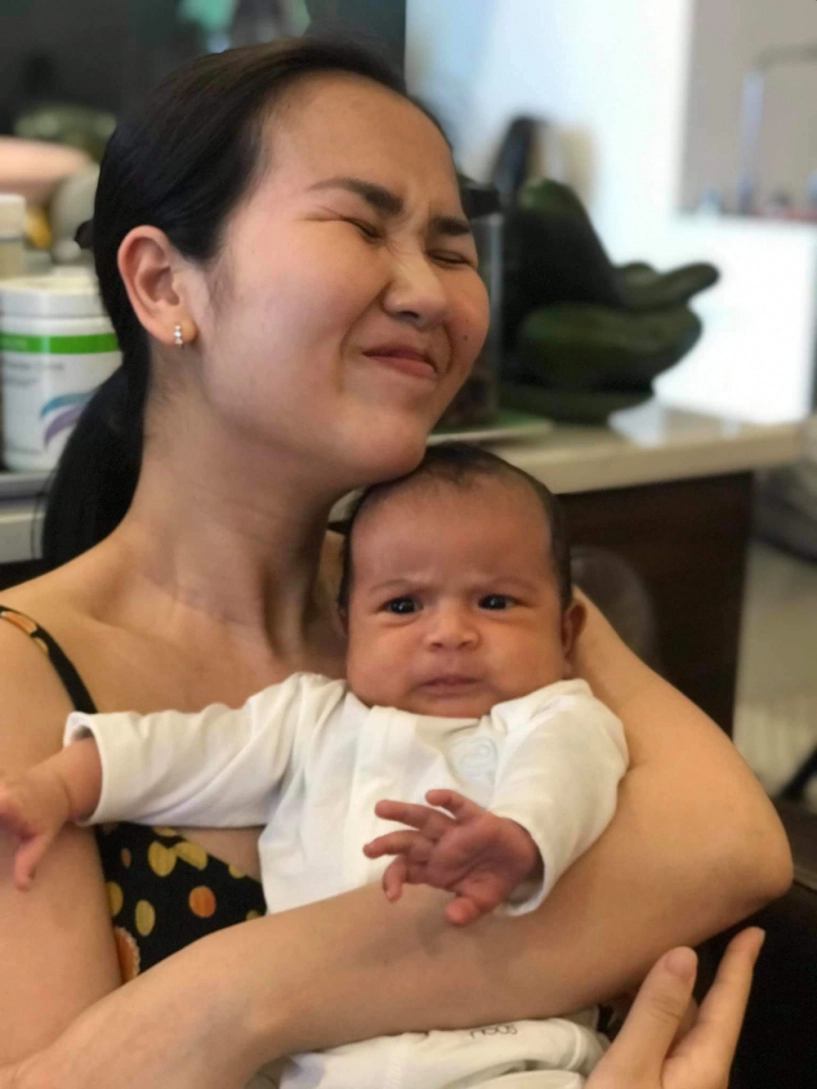 Con gái mặt nghiêm như đi thu nợ võ hạ trâm hài hước con sắp kiếm tiền nuôi ba mẹ - 6