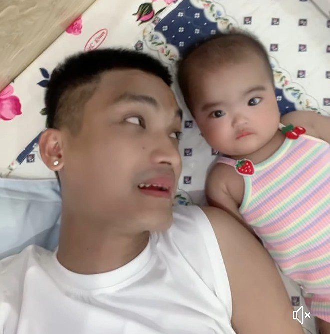 Con gái mặt nghiêm như đi thu nợ võ hạ trâm hài hước con sắp kiếm tiền nuôi ba mẹ - 11