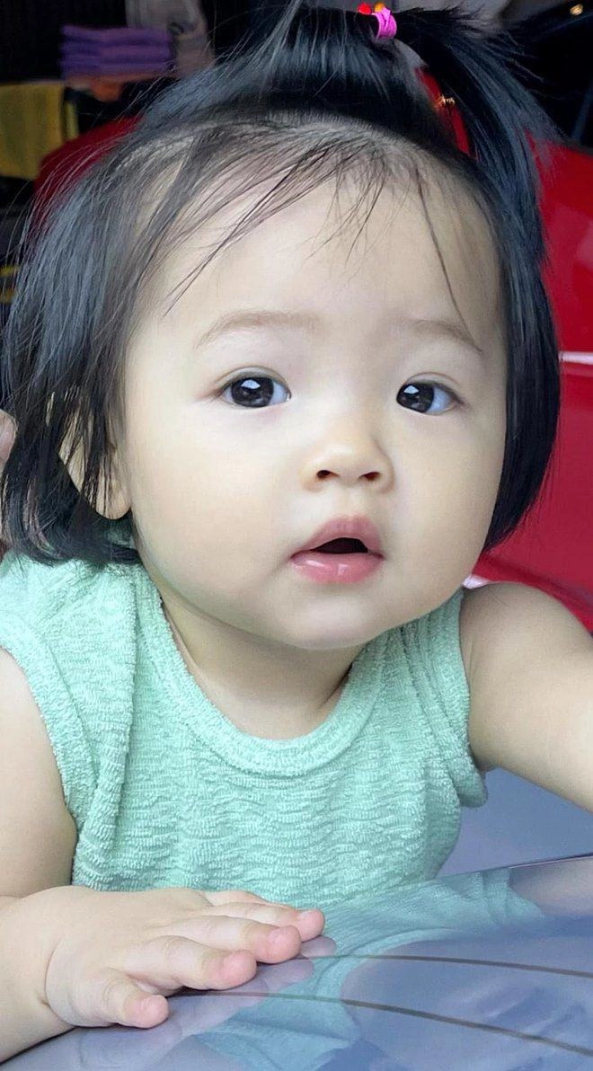 Đàm thu trang nóicon gái xinh điệu giống bố cường đôla vội vàng nhận ngay - 6