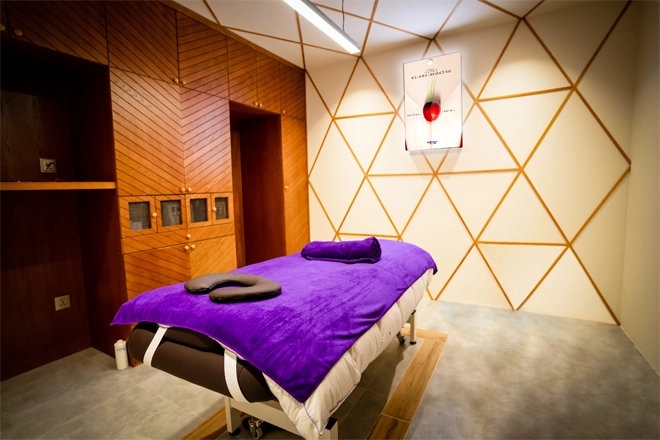 Dịch vụ waxing trở nên đặc biệt thú vị với strip ministry of waxing - 4