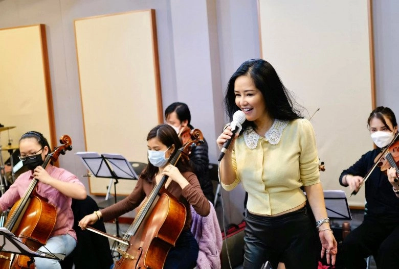 Diện lại món đồ từng là thảm họa hồng nhung giờ khoe được cả vóc dáng đáng nể - 2
