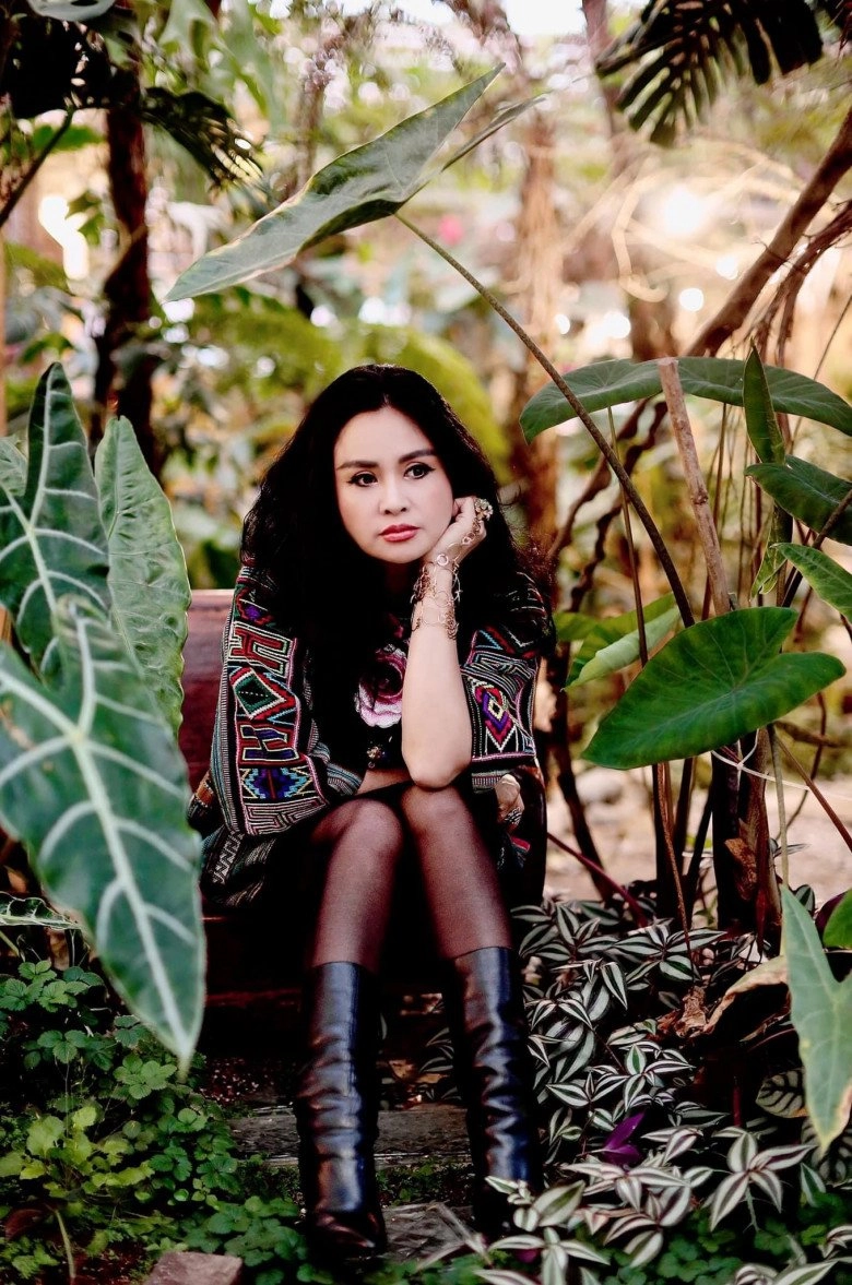 Diva thanh lam bị hoài nghi nhan sắc vì môi căng phồng mắt như nhấn mí - 3