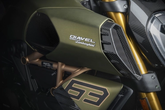Ducati diavel 1260 lamborghini 2021 đẹp từ mọi góc nhìn trình diện - 1