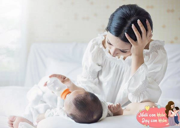 Giải mã 5 biểu hiện lạ thường thể hiện cản xúc của trẻ sơ sinh - 8