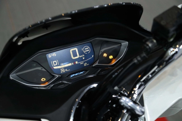 Honda pcx ehev - mẫu xe xăng lai điện lên ngôi trong thời buổi xăng tăng giá - 5