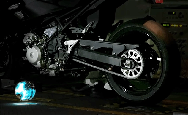 Kawasaki tiết lộ teaser về công nghệ xe máy điện hybrid sắp tới - 1