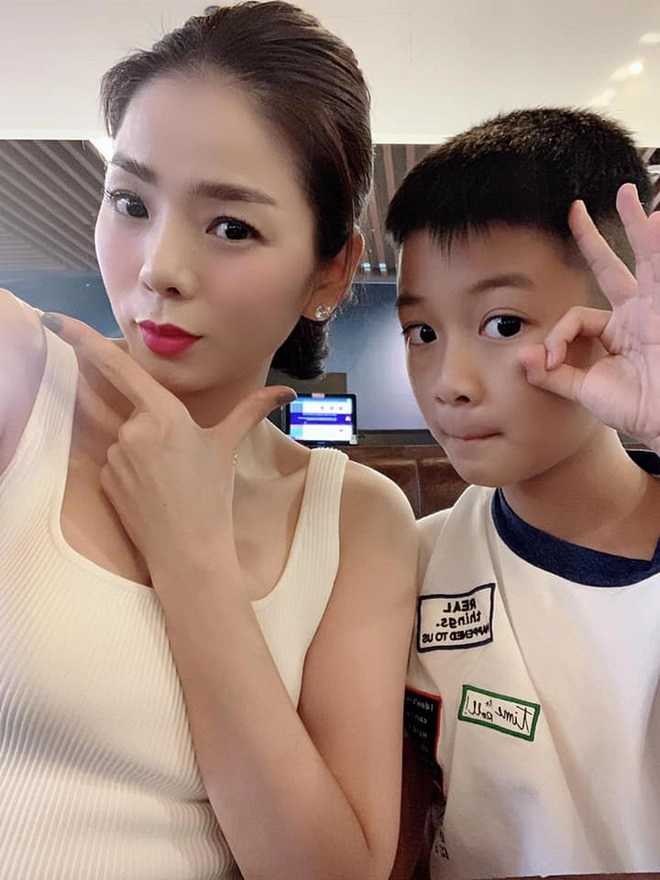 Ly hôn như người dưng nhưng lệ quyên- đức huy chăm tương tác ở trang cá nhân kín vì con - 4