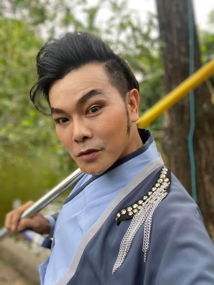 thần đồng cải lương nổi tiếng ăn chơi một thời khóc vì làm bố sớm chưa 1 lần đánh con - 1