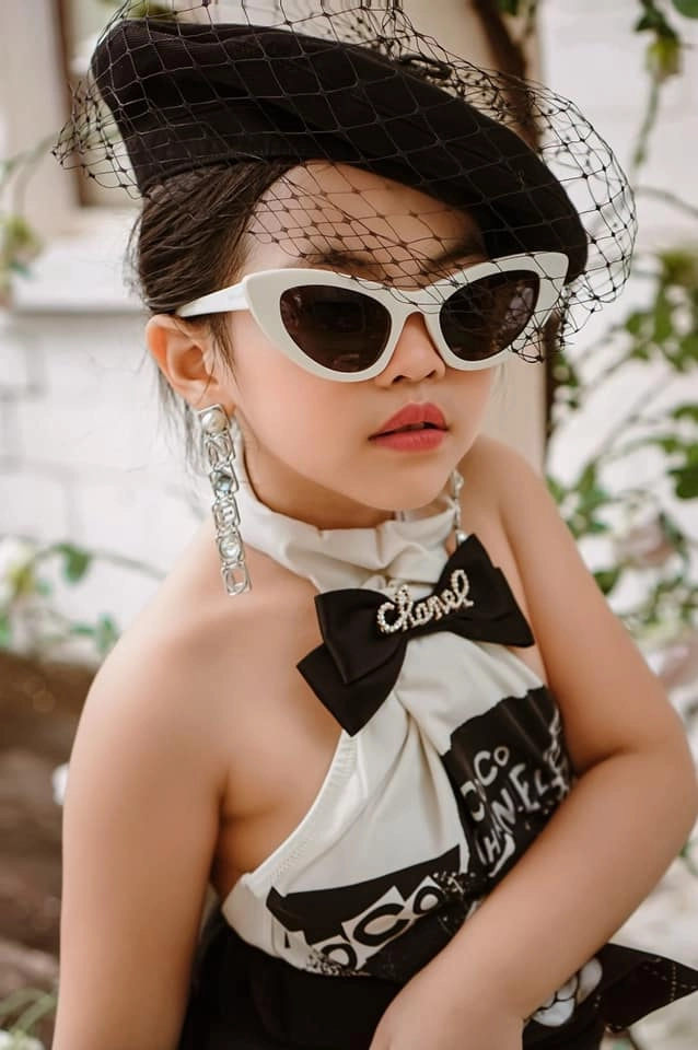 Tưởng chỉ chăm khoe ảnh sống ảo vợ 2 minh nhựa cũng có chiêu phạt con quá hay - 13