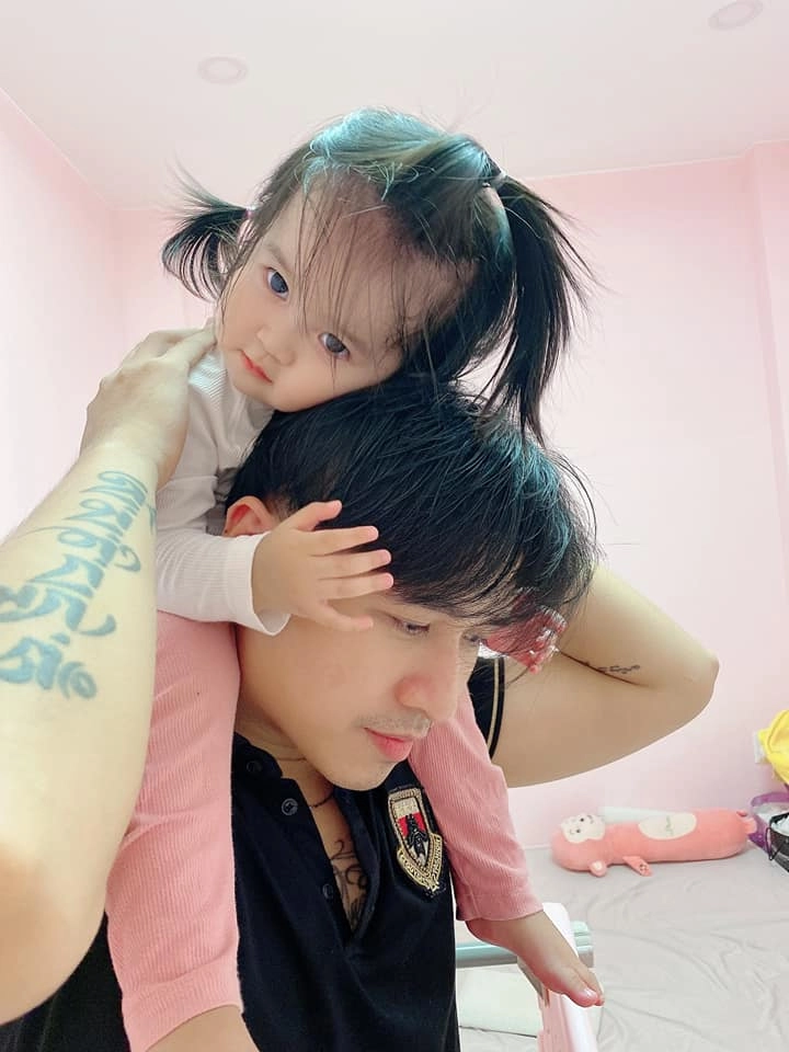 U40 làm mẹ bỉm 2 con chị gái ngọc trinh tiêu 500 triệutháng vóc dáng nóng bỏng chẳng kém em - 7