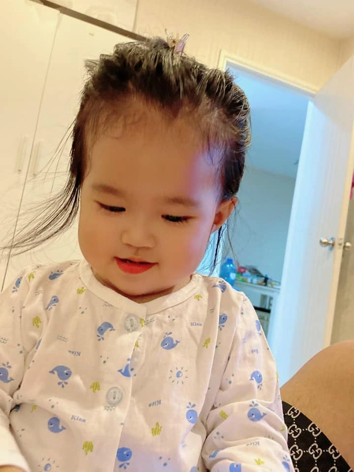 U40 làm mẹ bỉm 2 con chị gái ngọc trinh tiêu 500 triệutháng vóc dáng nóng bỏng chẳng kém em - 9