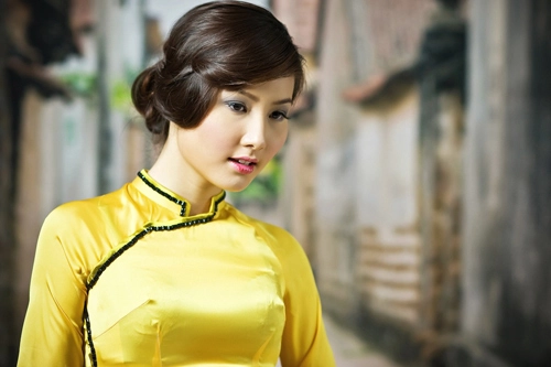 3 mỹ nữ việt sở hữu gương mặt nhừ so với tuổi - 13