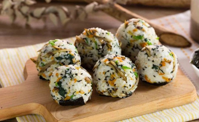 Ăn dặm kiểu nhật là gì và thực đơn ăn dặm cho bé từ 6 - 18 tháng - 14