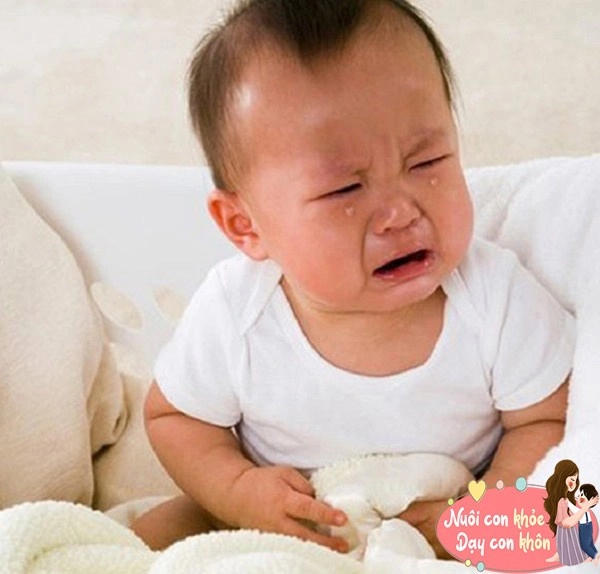 Bé 1 tuổi sốt cao bác sĩ cảnh báo từ dạ dày mẹ cảnh giác để con không ốm vặt - 4