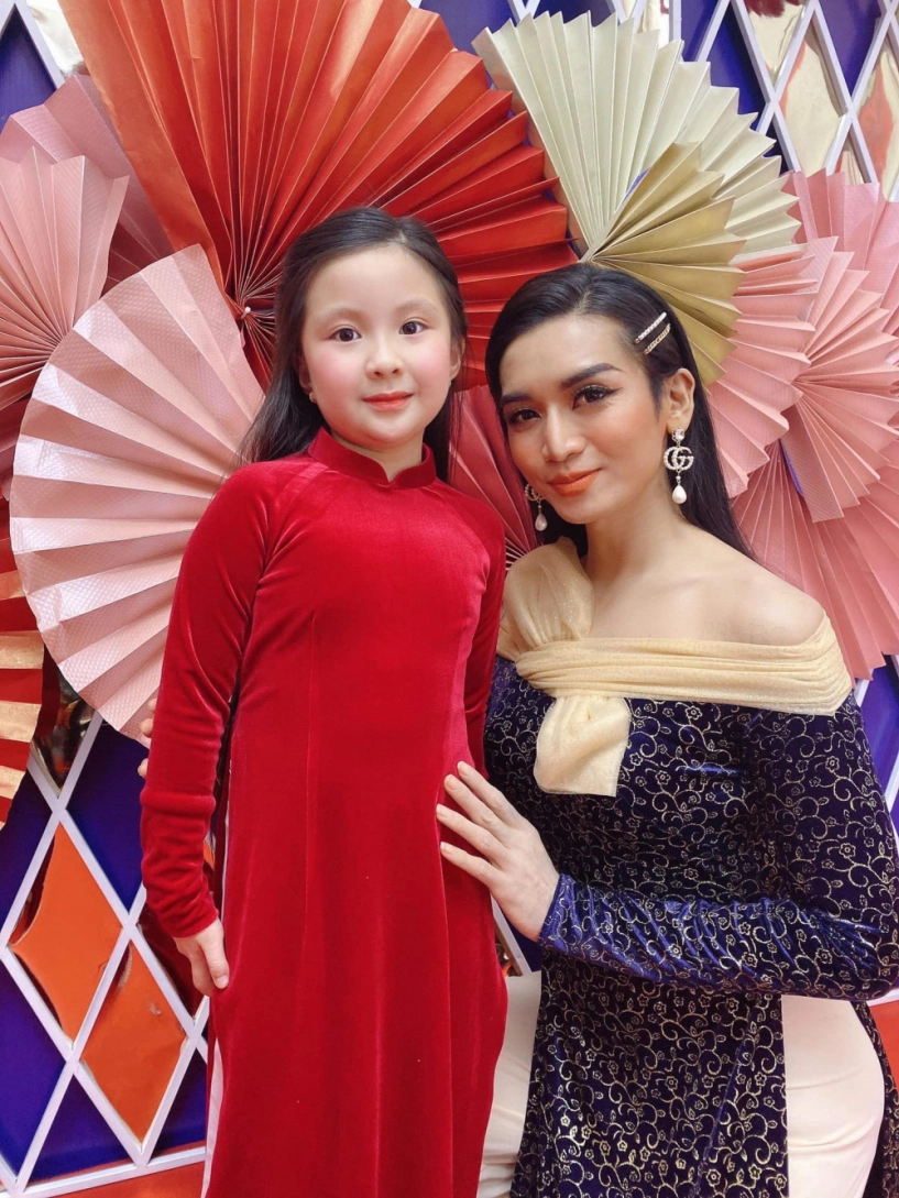 Cháu gái ninh dương lan ngọc xinh như thiên thần mới 8 tuổi đã là tiểu mỹ nhân nổi tiếng - 19