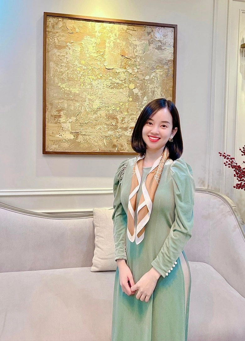 Chụp ảnh ở tàu điện trên cao hn ly kute được khen khéo nuôi con trai cao vượt trội - 20