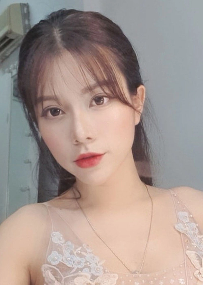 Con gái giấu vết nhạy cảm trên cơ thể hoàng yến 4 đời chồng biết ngay thằng nào làm - 9