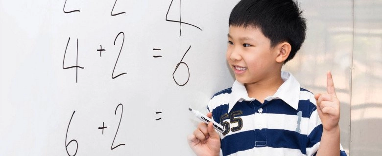 Con làm toán 53 3386 bị gạch sai nhìn kết quả cô đưa ra mẹ tức giận - 3