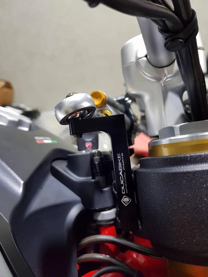 Ducati hypermotard 939 độ mặn mòi với dàn option cao cấp - 8