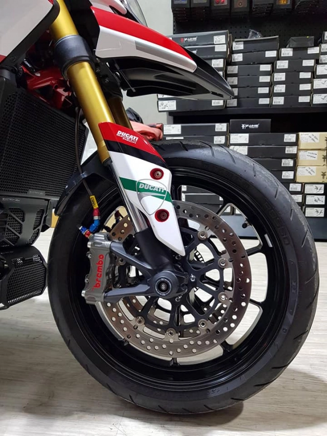 Ducati hypermotard 939 độ mặn mòi với dàn option cao cấp - 10
