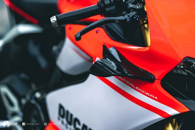 Ducati panigale 899 hiện diện đầy mê hoặc với phong cách mới - 4