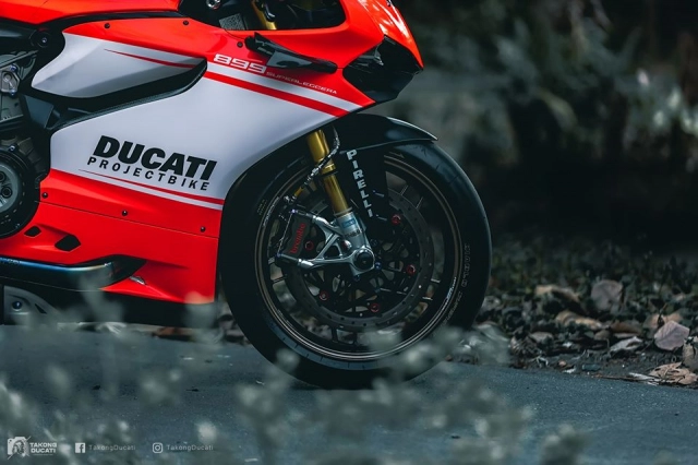 Ducati panigale 899 hiện diện đầy mê hoặc với phong cách mới - 7