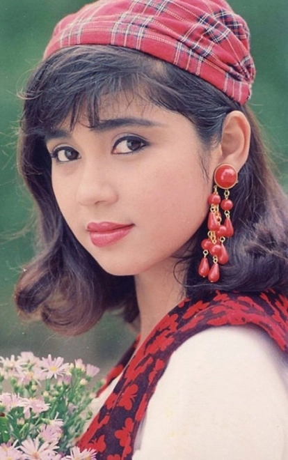 Dv người đẹp tây đô người làm mẹ đơn thân ở biệt thự 2500m2 người nuôi con riêng của chồng - 1