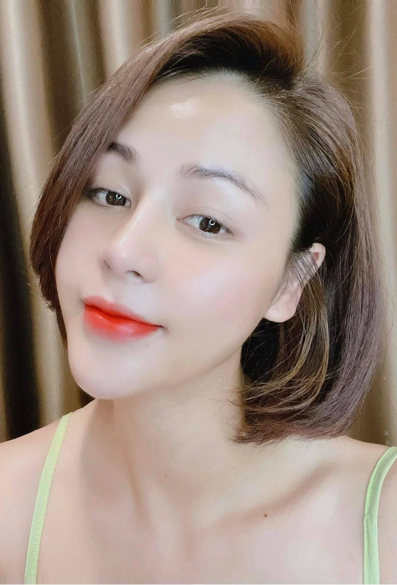 Hướng dương ngược nắng lương thu trang đăng ảnh ăn mày quá khứ nhan sắc lạ lẫm khó nhận ra - 6