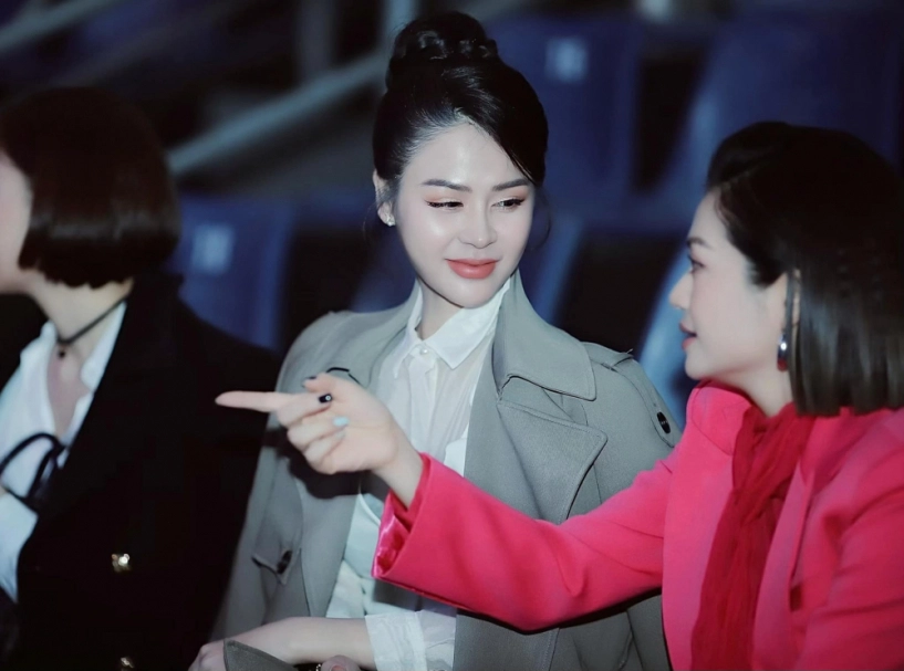 Hướng dương ngược nắng lương thu trang đăng ảnh ăn mày quá khứ nhan sắc lạ lẫm khó nhận ra - 8