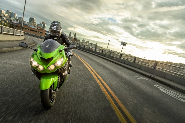 Kawasaki ninja zx-14r chính thức ngừng bán sau năm 2020 - 4