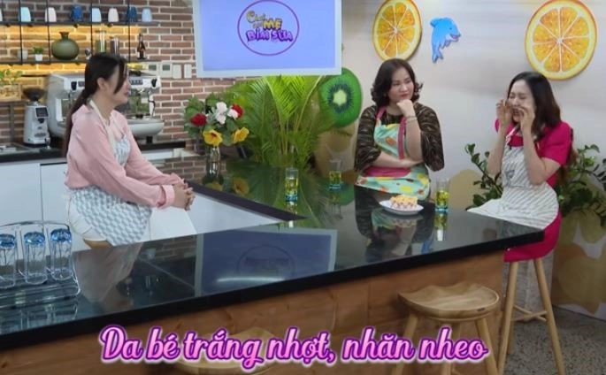 Lần đầu gặp con thanh thúy hốt hoảng sao nó xấu dữ vậy đứa trẻ giờ điển trai y bố - 3
