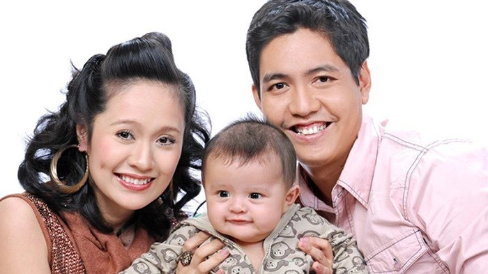 Lần đầu gặp con thanh thúy hốt hoảng sao nó xấu dữ vậy đứa trẻ giờ điển trai y bố - 4