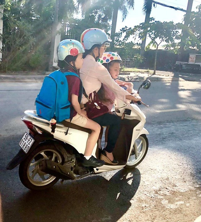 Nhìn không ra con gái lai tây của hồng nhung ở mỹ lớn phổng phao như thiếu nữ - 12