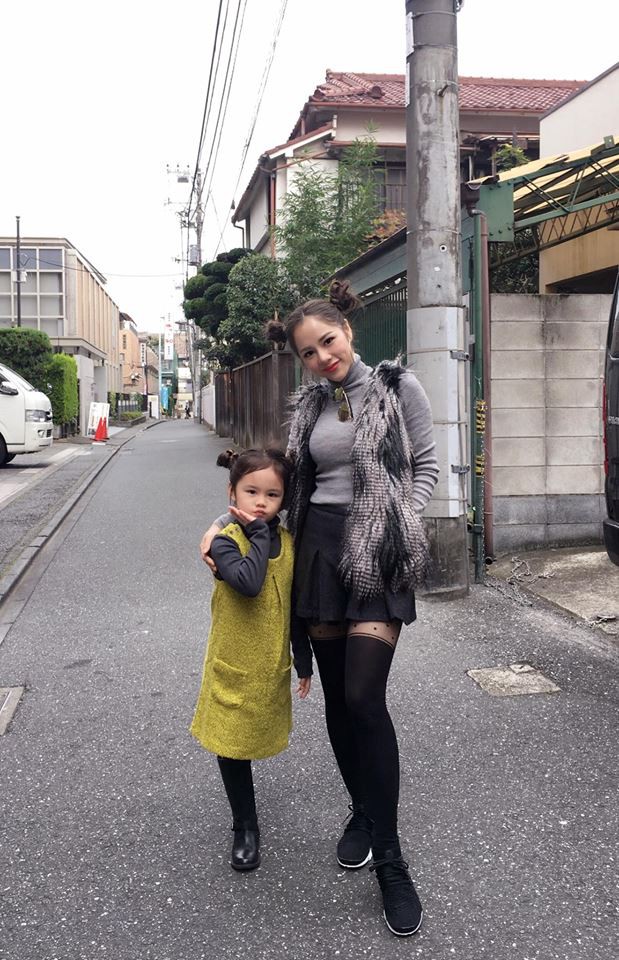 Nữ mc xinh nhất nhì vtv làm mẹ đơn thân gợi cảm được trai tân kém 6 tuổi mê đắm - 10